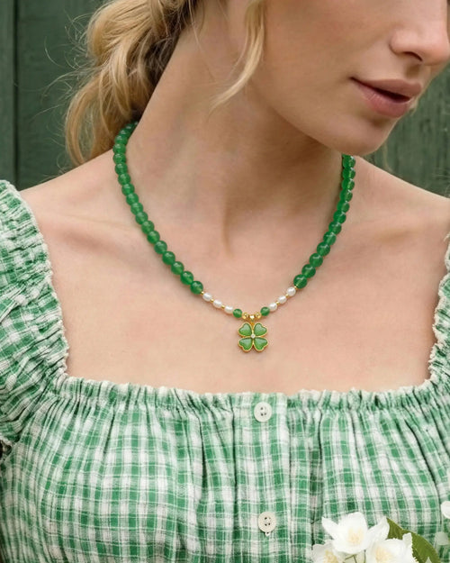 6mm Green Agate Beaded Necklace with Clover Pendant