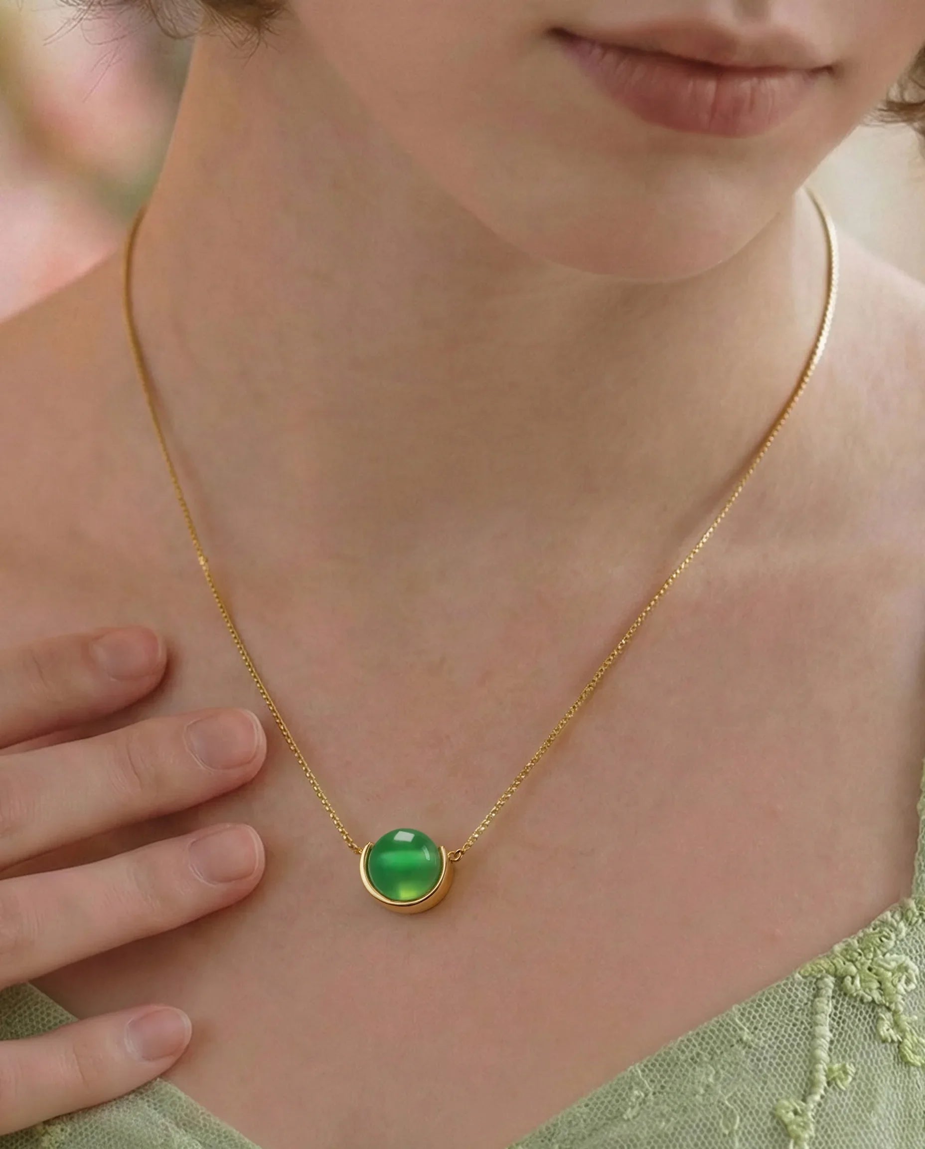 Green Agate U-Shape Gold Necklace – Renewal & Harmony