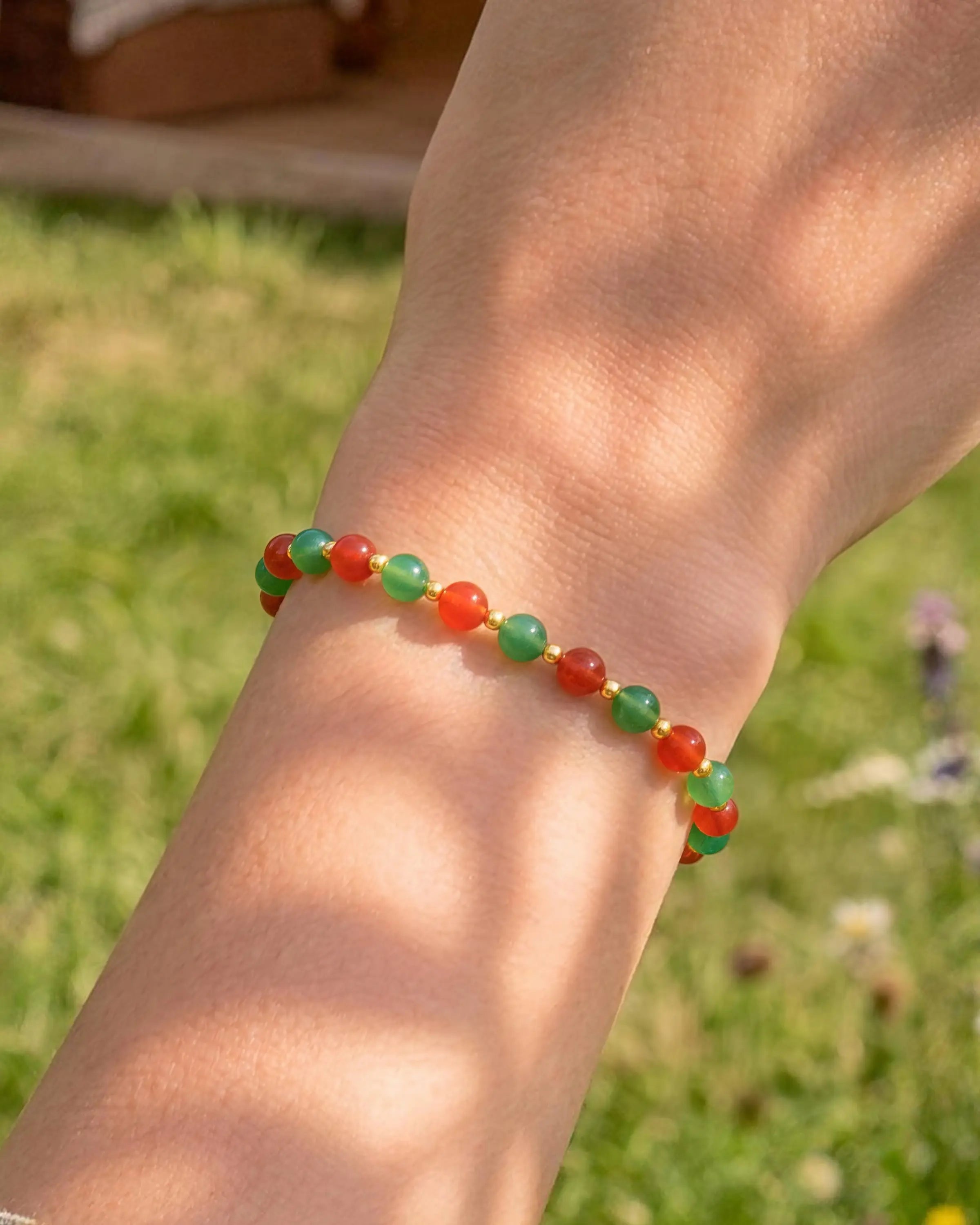 Green & Red Agate Gold Bracelet – Vitality & Balance