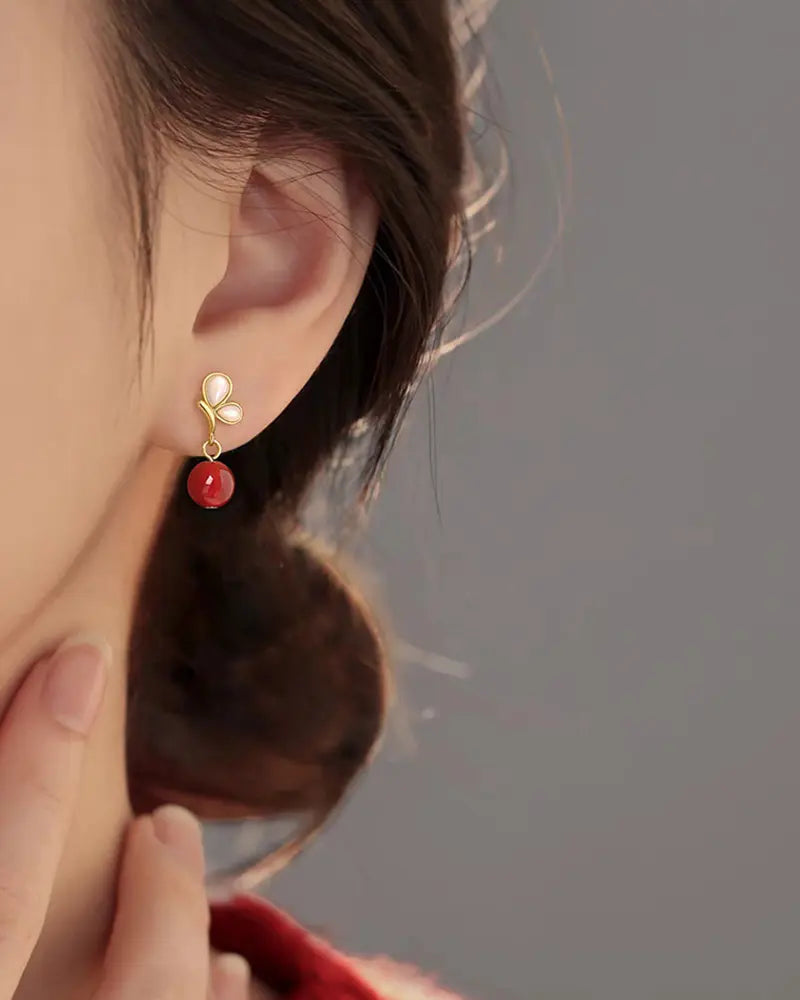 Red Agate Gold Earrings – Courage & Confidence