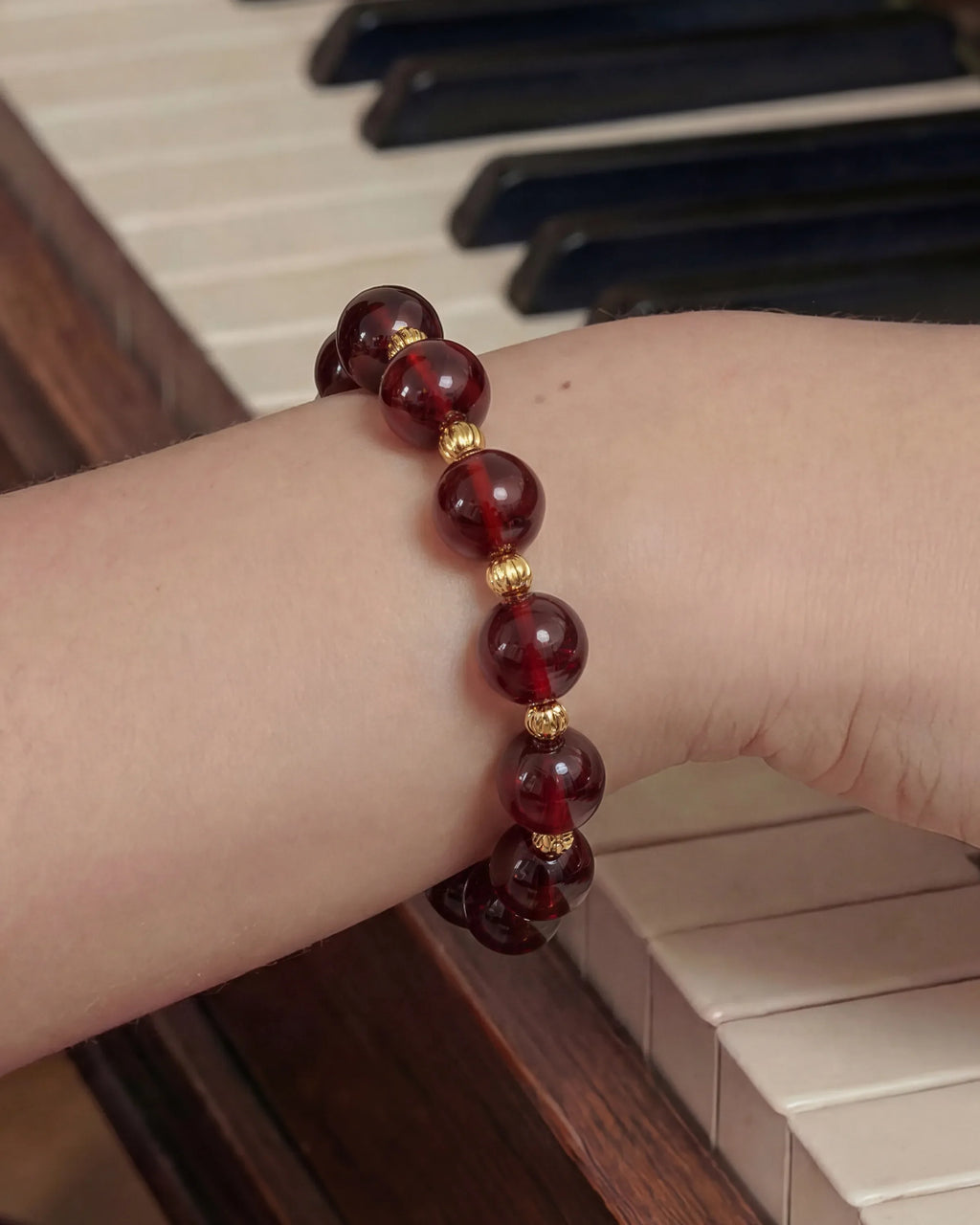 Garnet Sun Gold Necklace & Bracelet Set – Vitality & Courage