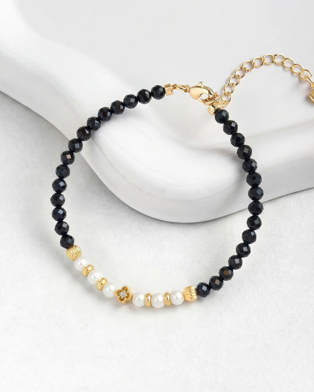 Black Tourmaline & Pearl Clover Gold Bracelet – Protection & Elegance