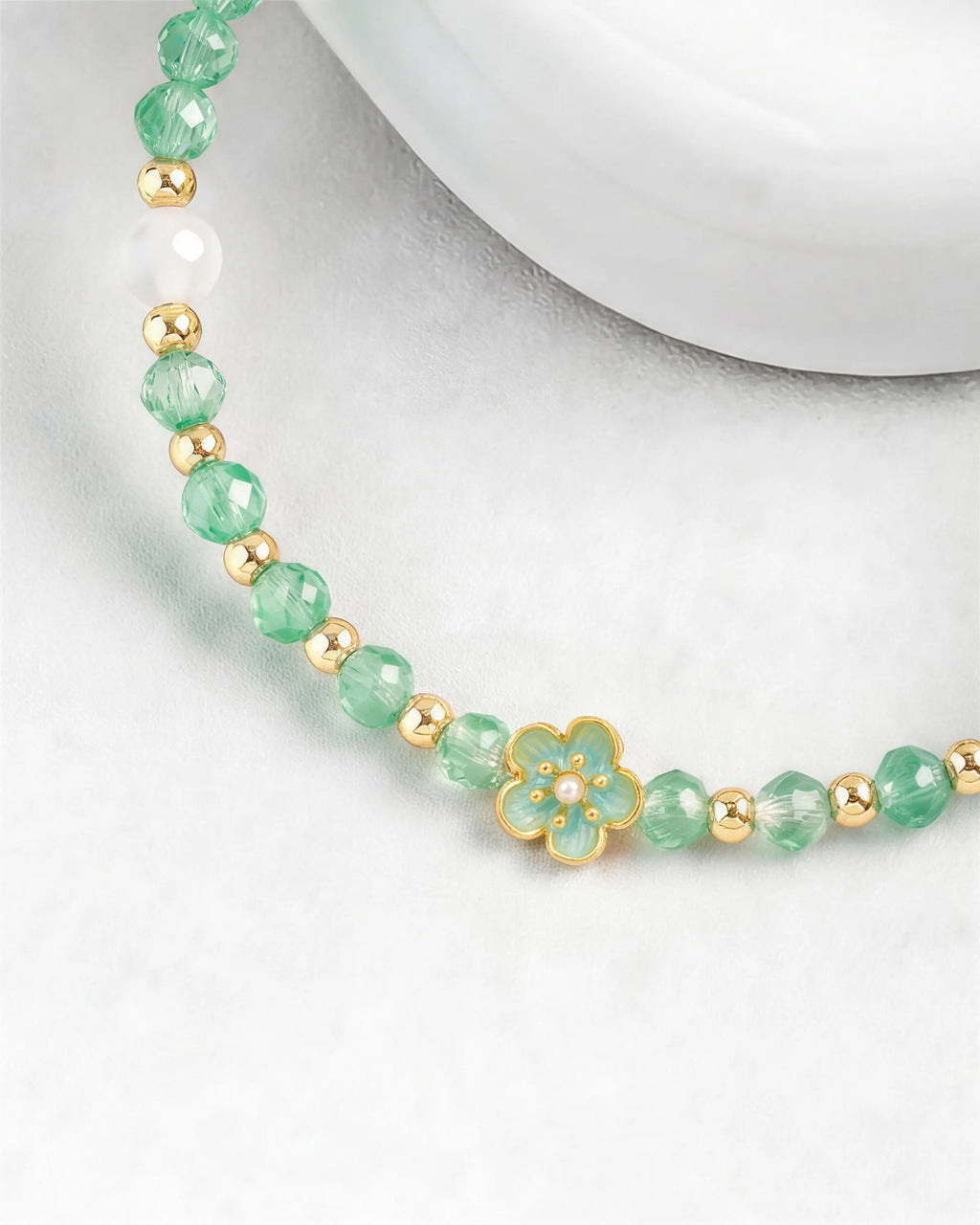 Faceted Green Agate Floral Gold Bracelet – Balance & Renewal