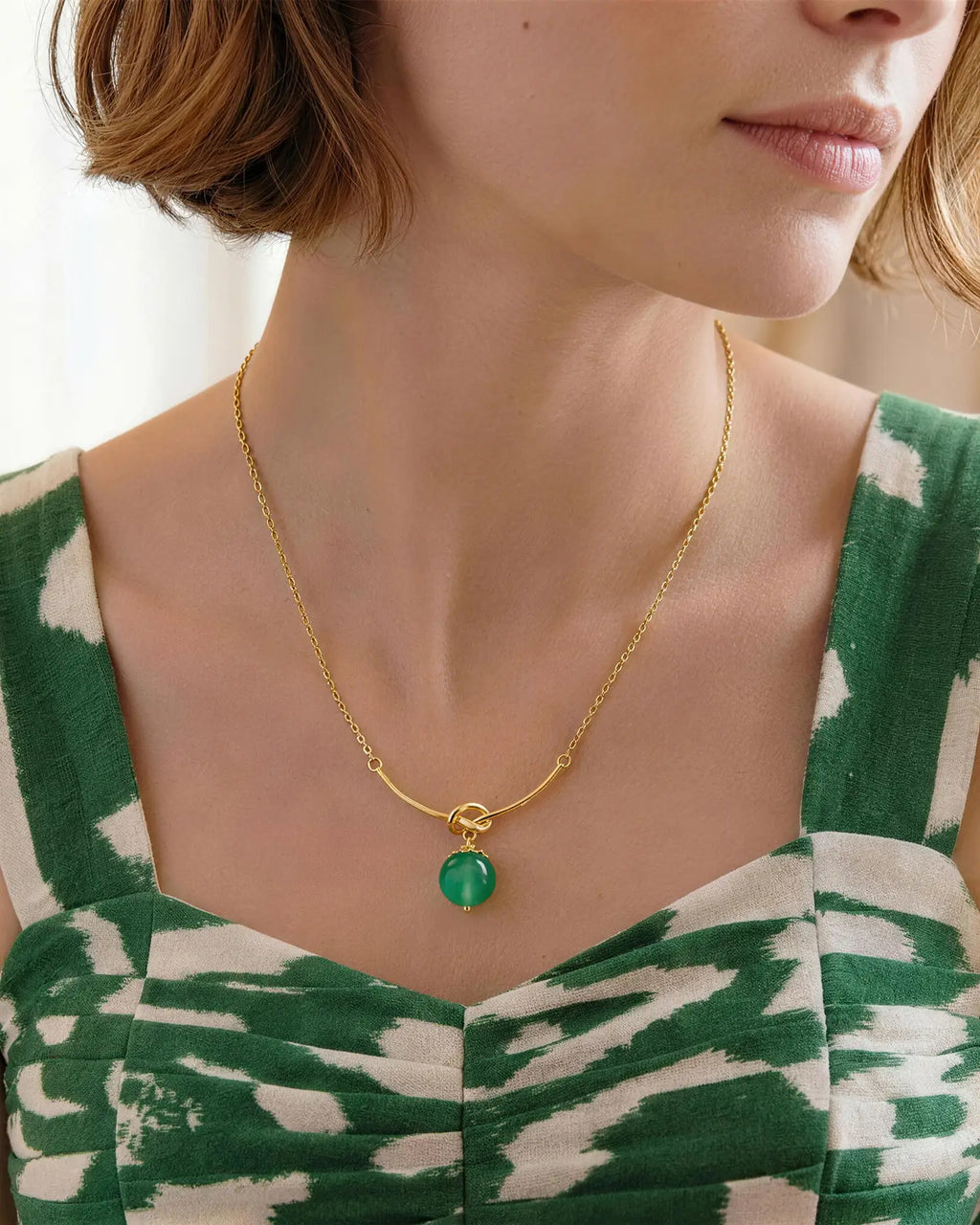 green agate pendant necklace