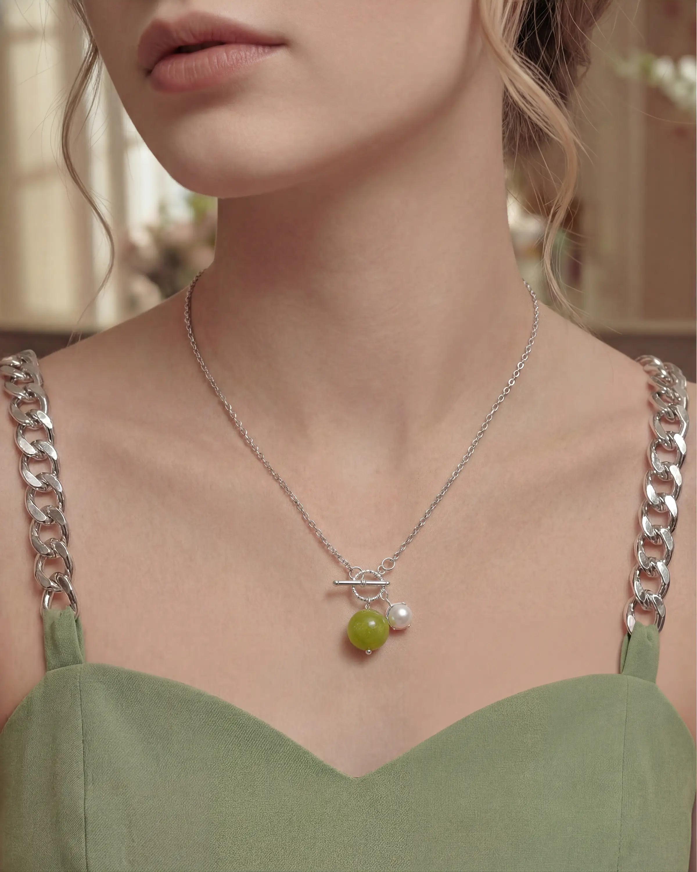 peridot pendant necklace